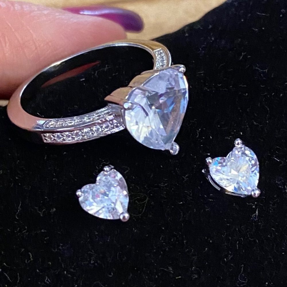 Sterling silver Heart Ring & Earring Set Size 9 - Picture 14 of 16